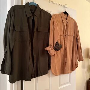 Banana Republic women’s,  one is Olive and the other Camel. Fits like a “small”